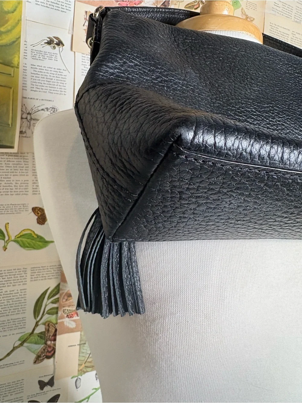 kate spade Black Pebbled Leather Hand bag